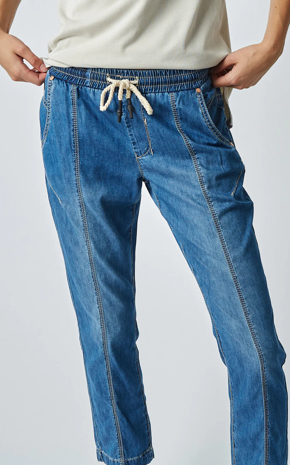 Lounger Jogger Jeans - Denim