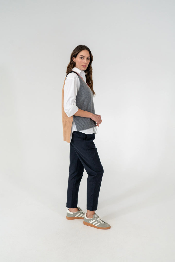 Sevilla Vest - Charcoal Multi