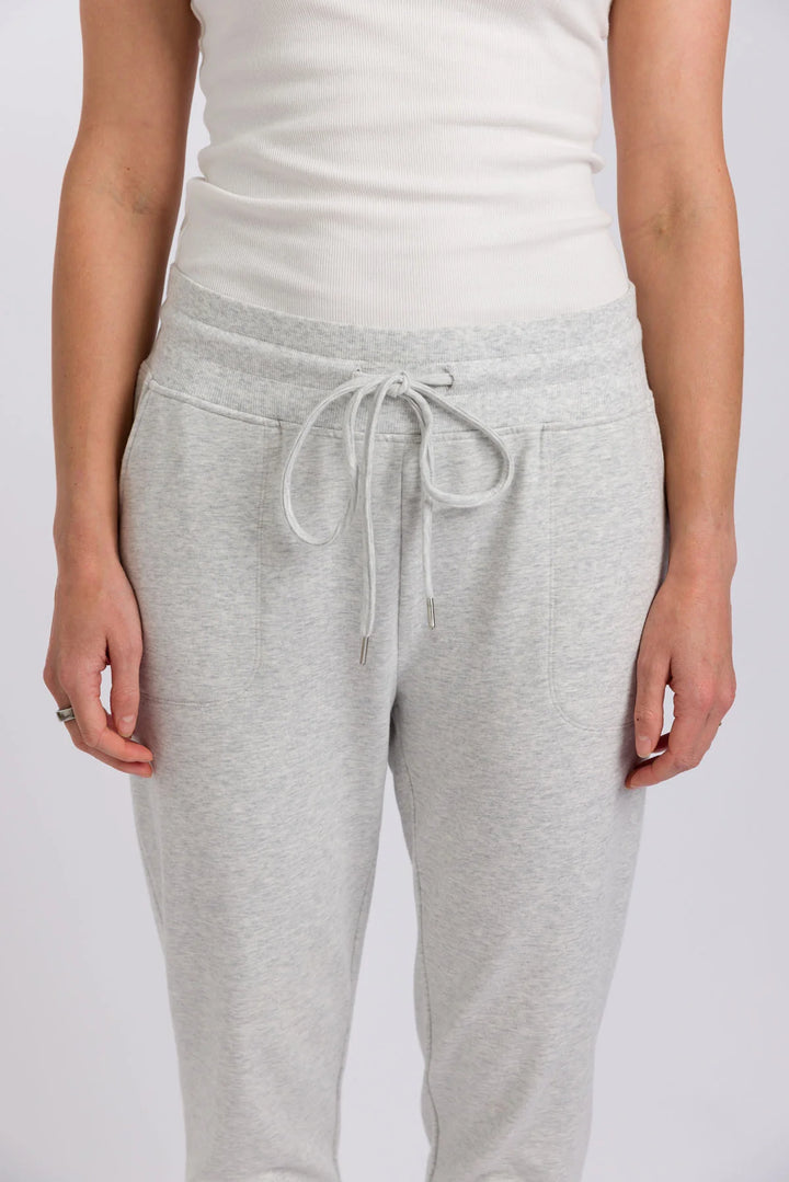 Heavenly Fleece Jogger - Silver Marle