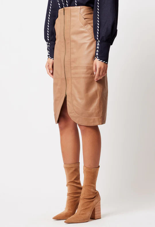 Stella Curved Hem Leather Skirt - Husk