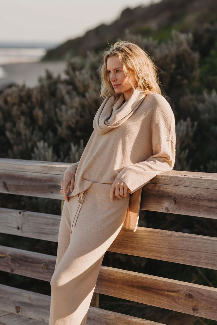 Winter Retreat Merino Pullover - Soft Sand