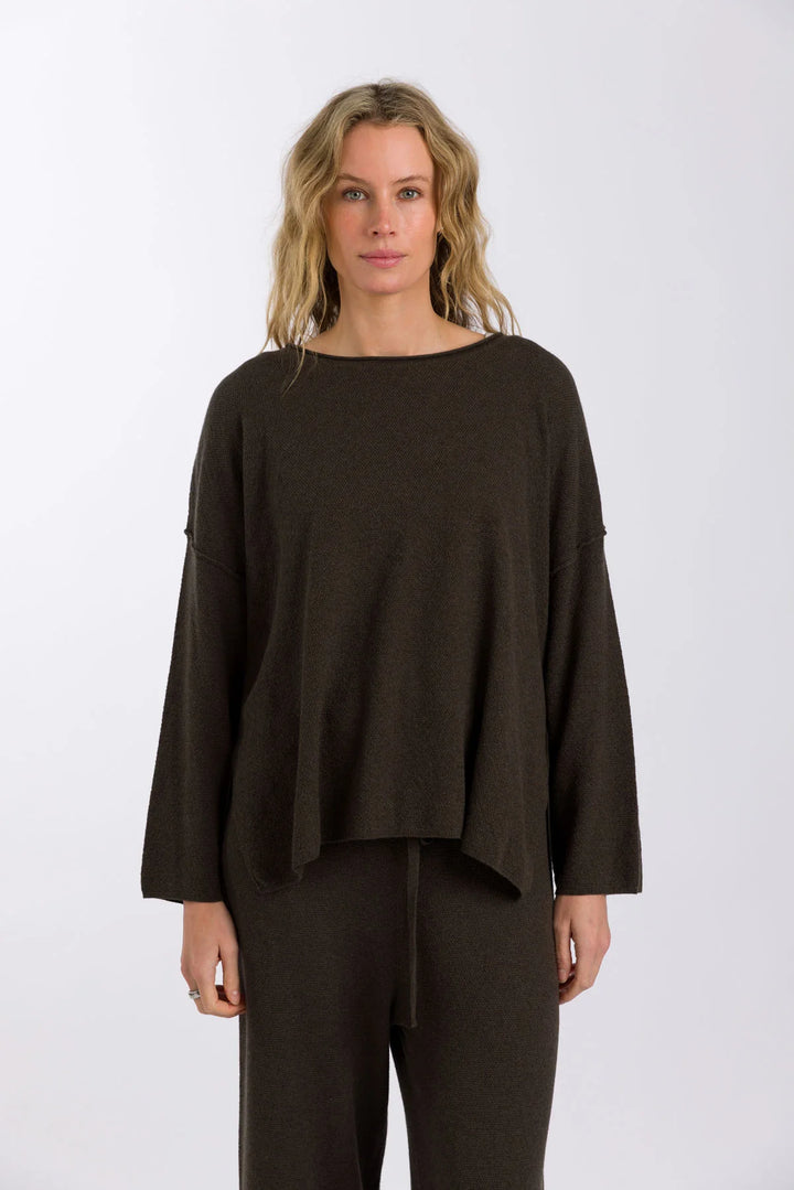 Winter Retreat Merino Pullover - Sable