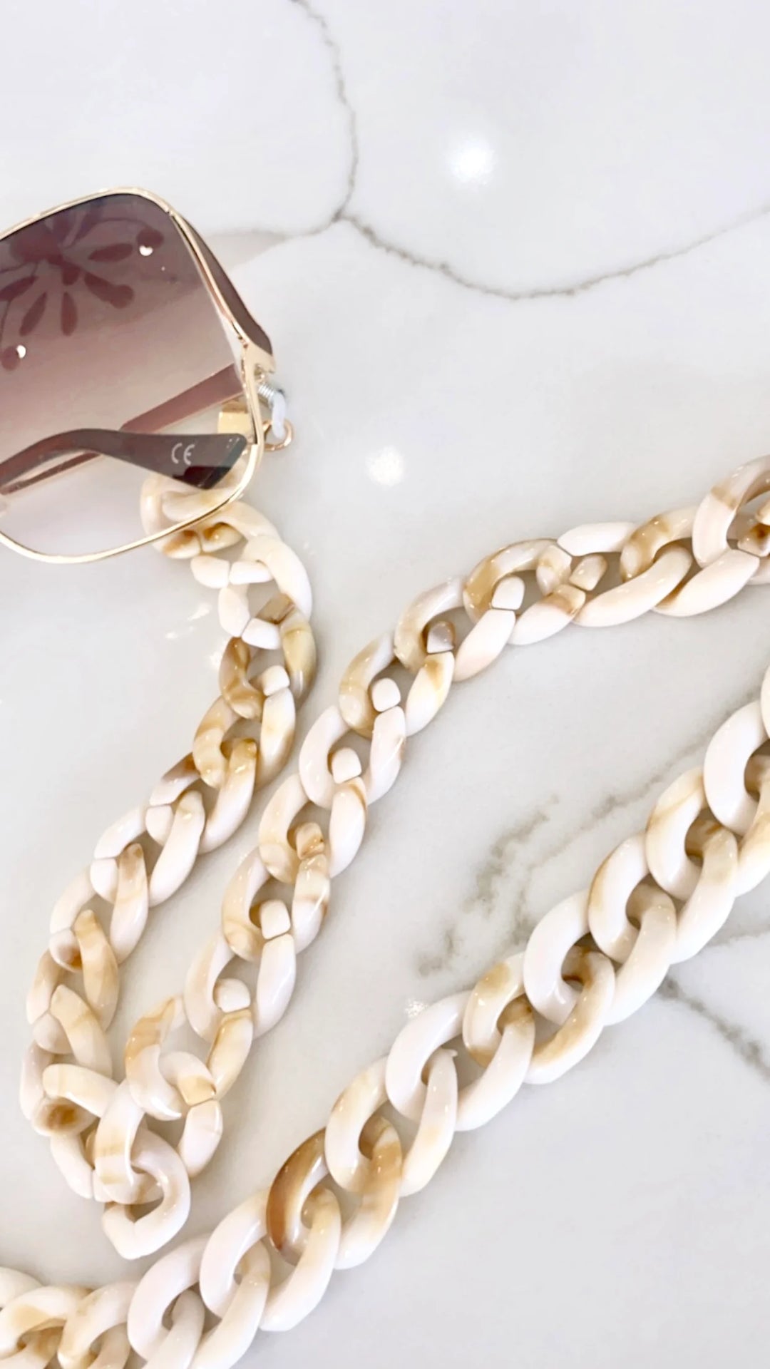 Sunglass Chain - Tortise Shell