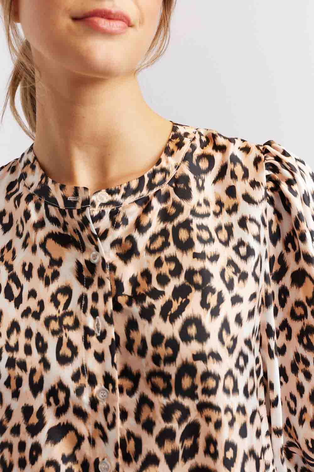 Magnolia Shirt Animal - Classic