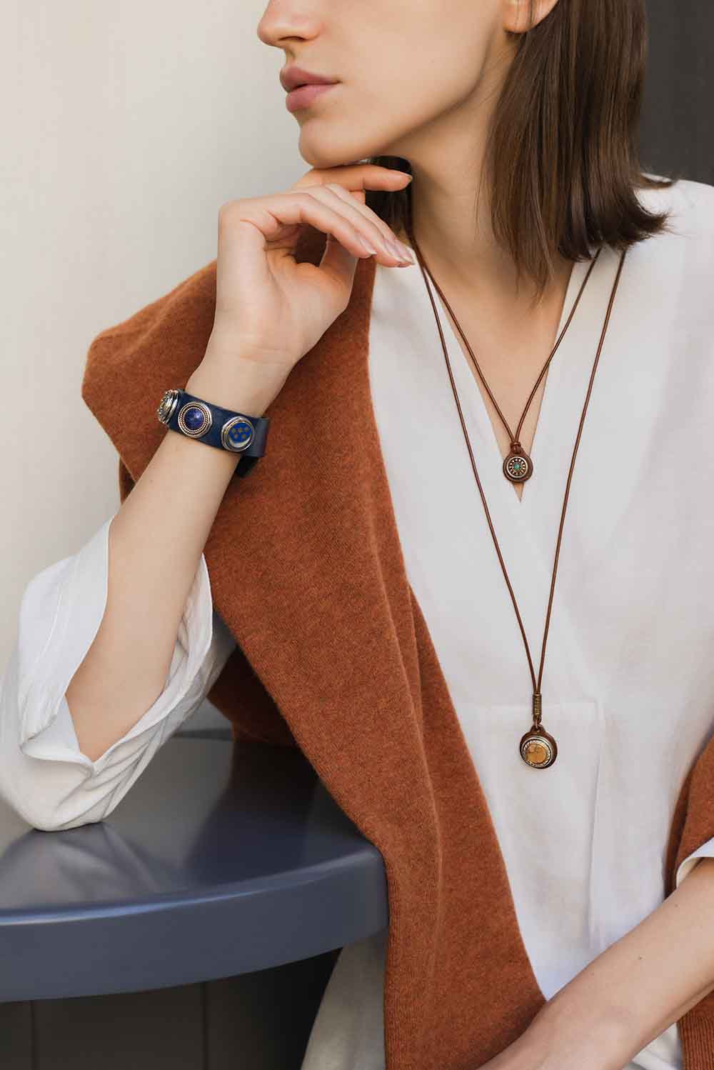 Mani Original Leather Necklace - Mid Brown