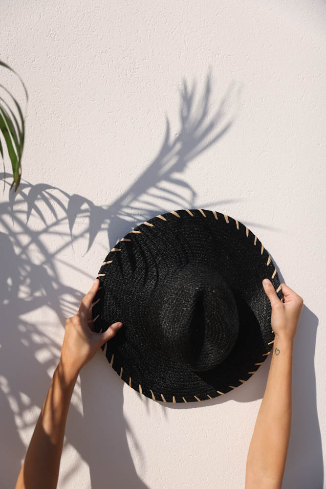 Holiday Trading Balmoral Hat - Black